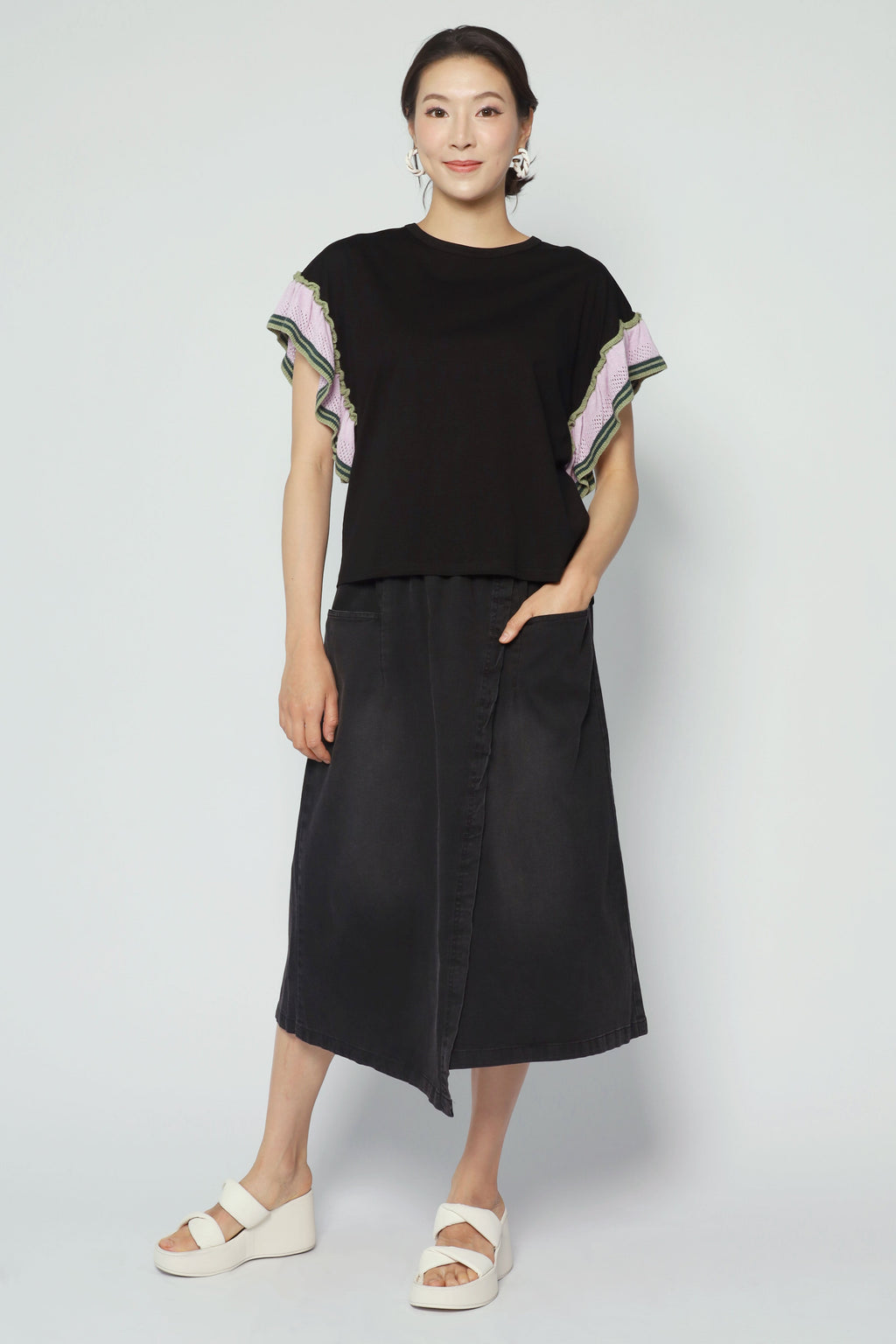 Aurelia Contrast Sleeves Top in Black