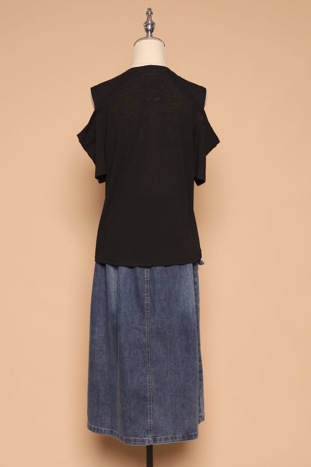 PO - Dew Cold Shoulder Top in Black
