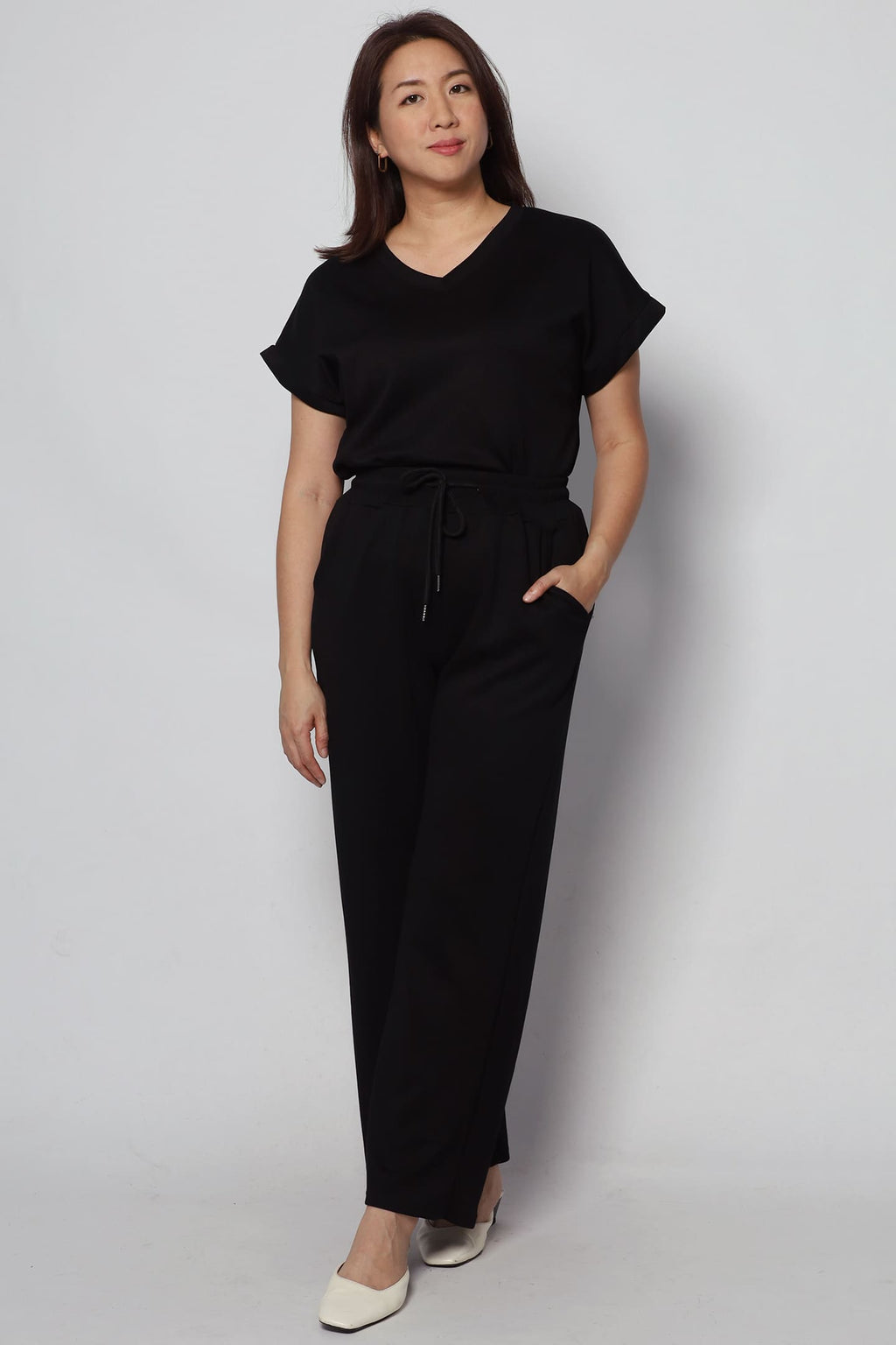 Elite 2 in 1 Top and Pants Set in Black