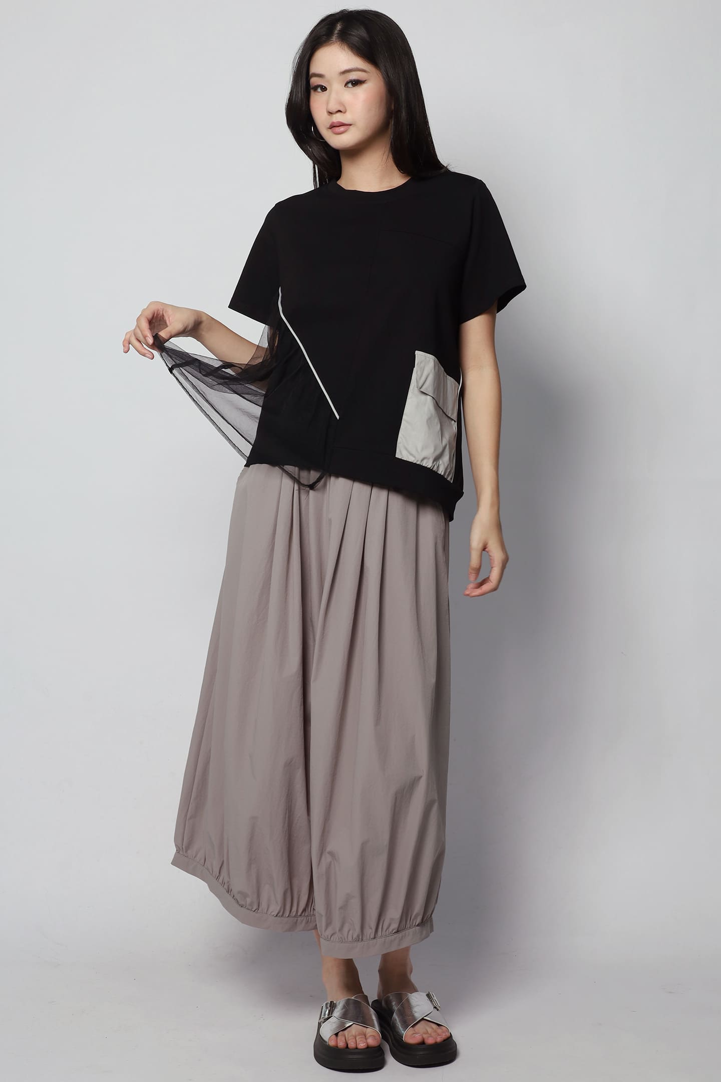 Handie Pocket Top in Black