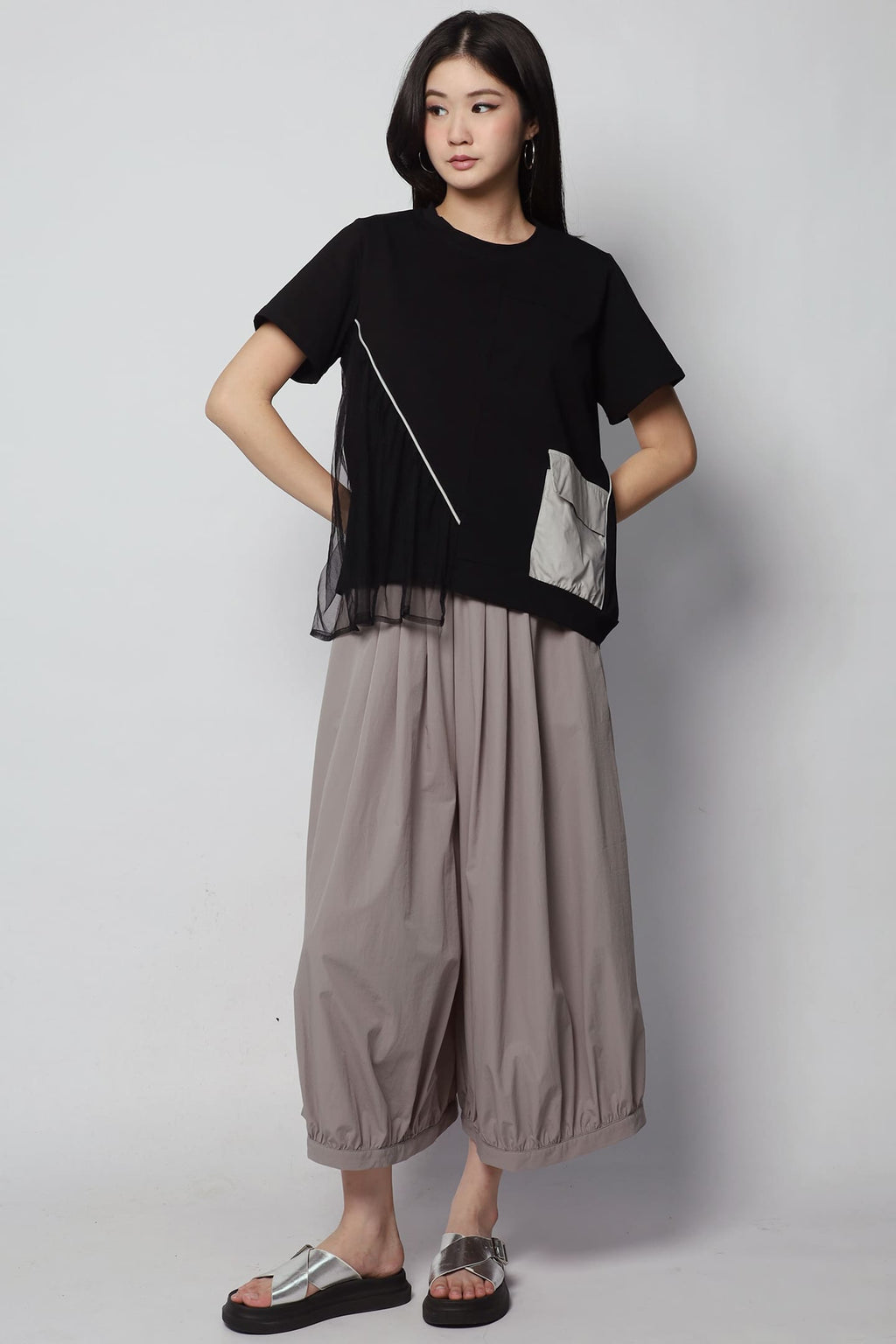 Handie Pocket Top in Black