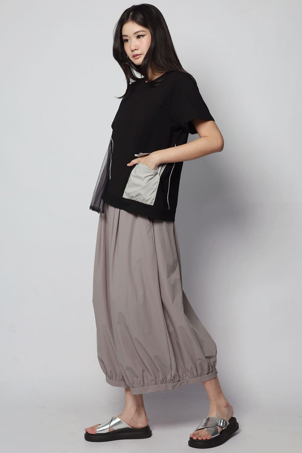 Handie Pocket Top in Black