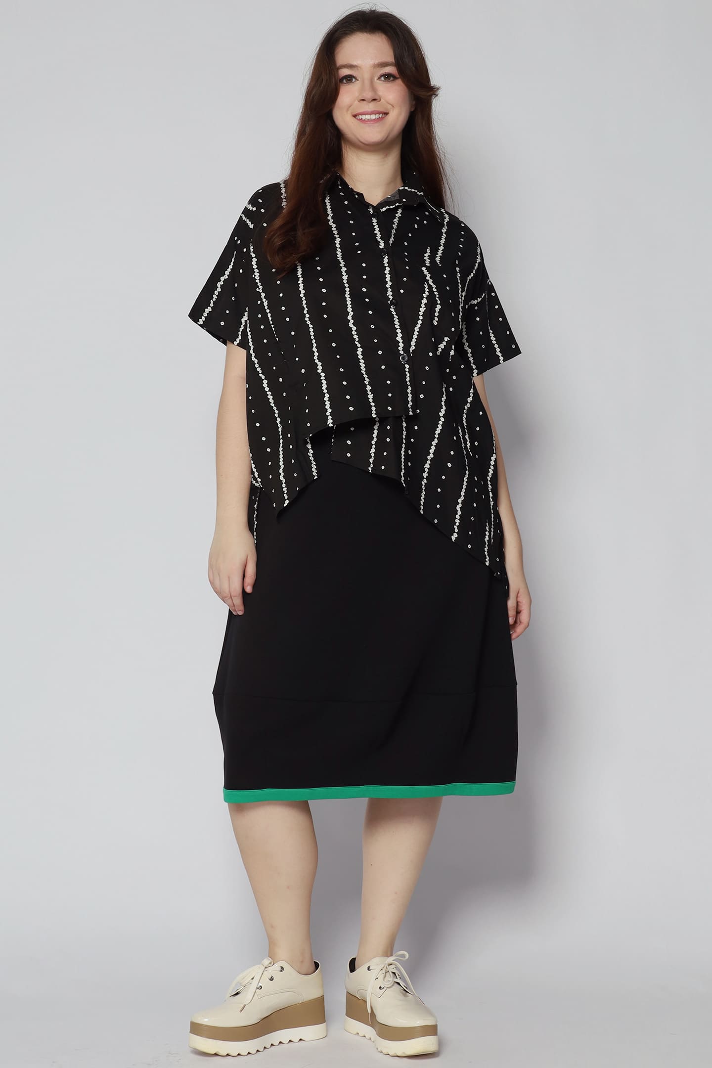 Heidi Open back Top in Black