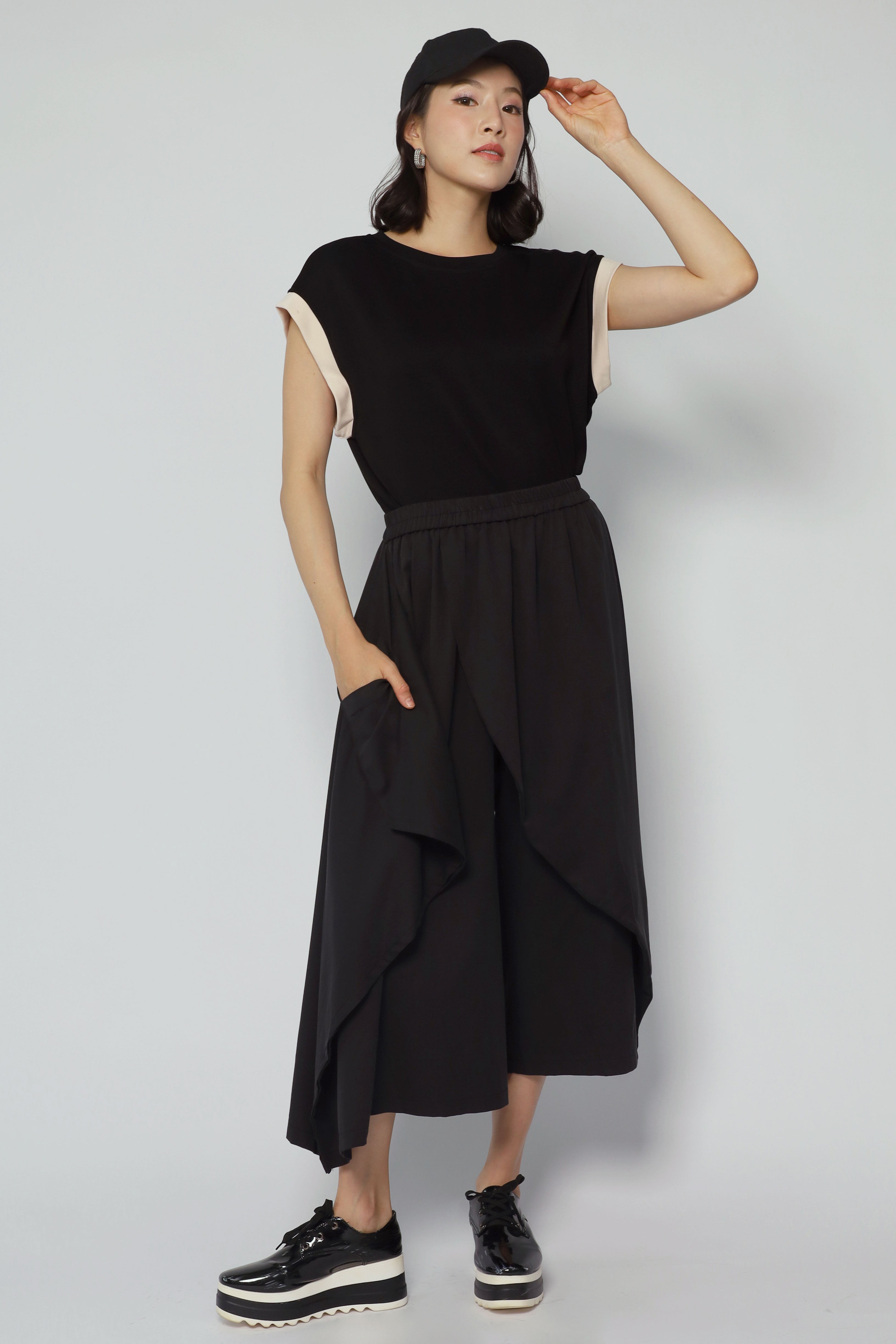 Lizz Pants in Black