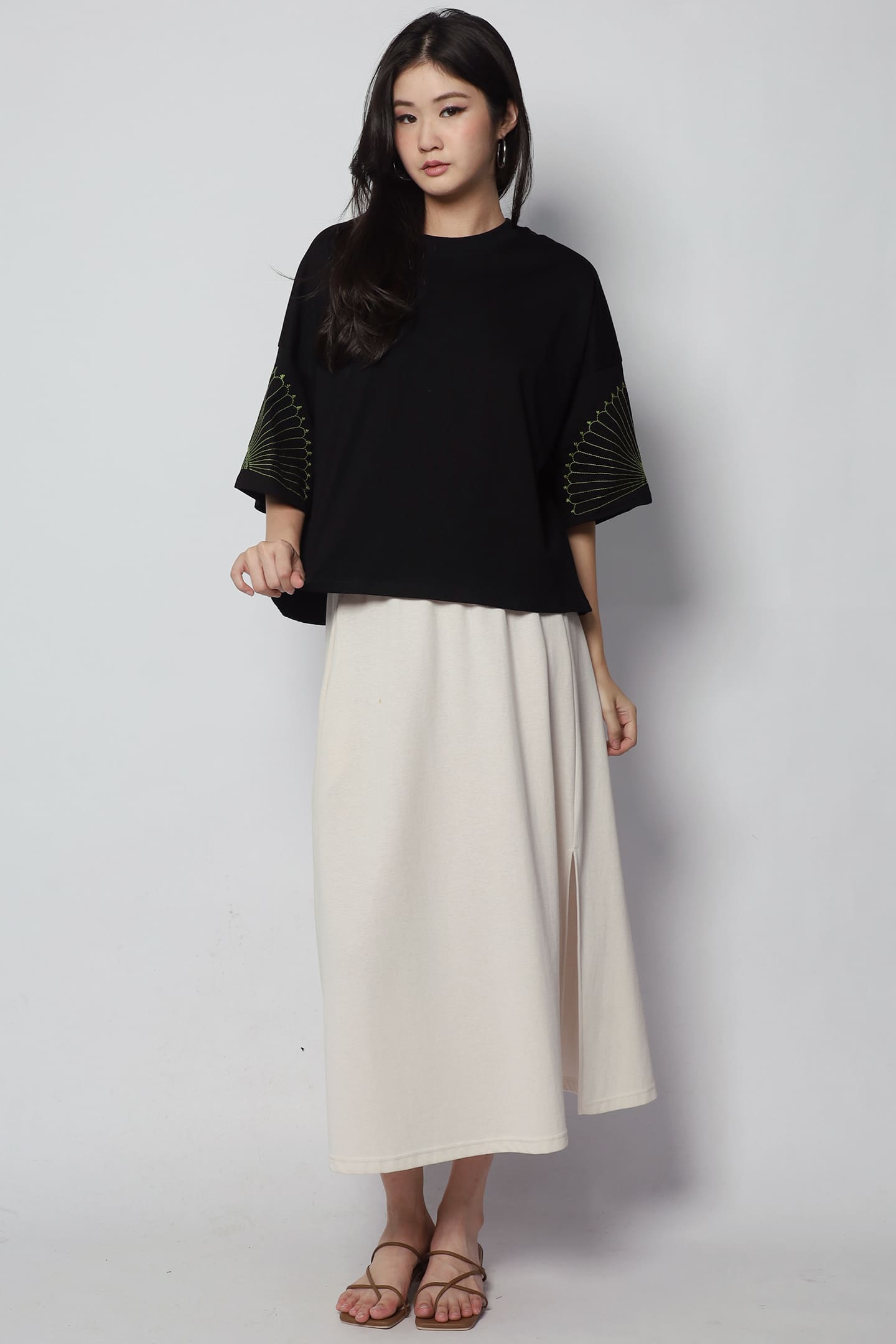 Peipei Embroidered Sleeves Top in Black