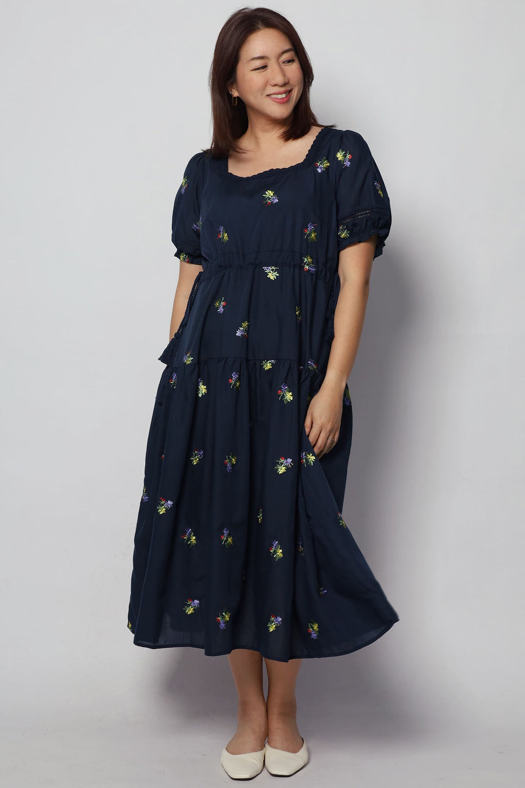 Victoria Dress in Holly Embroidery