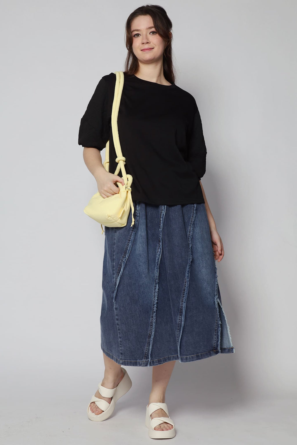 Yuan Embossed Sleeves Top in Black