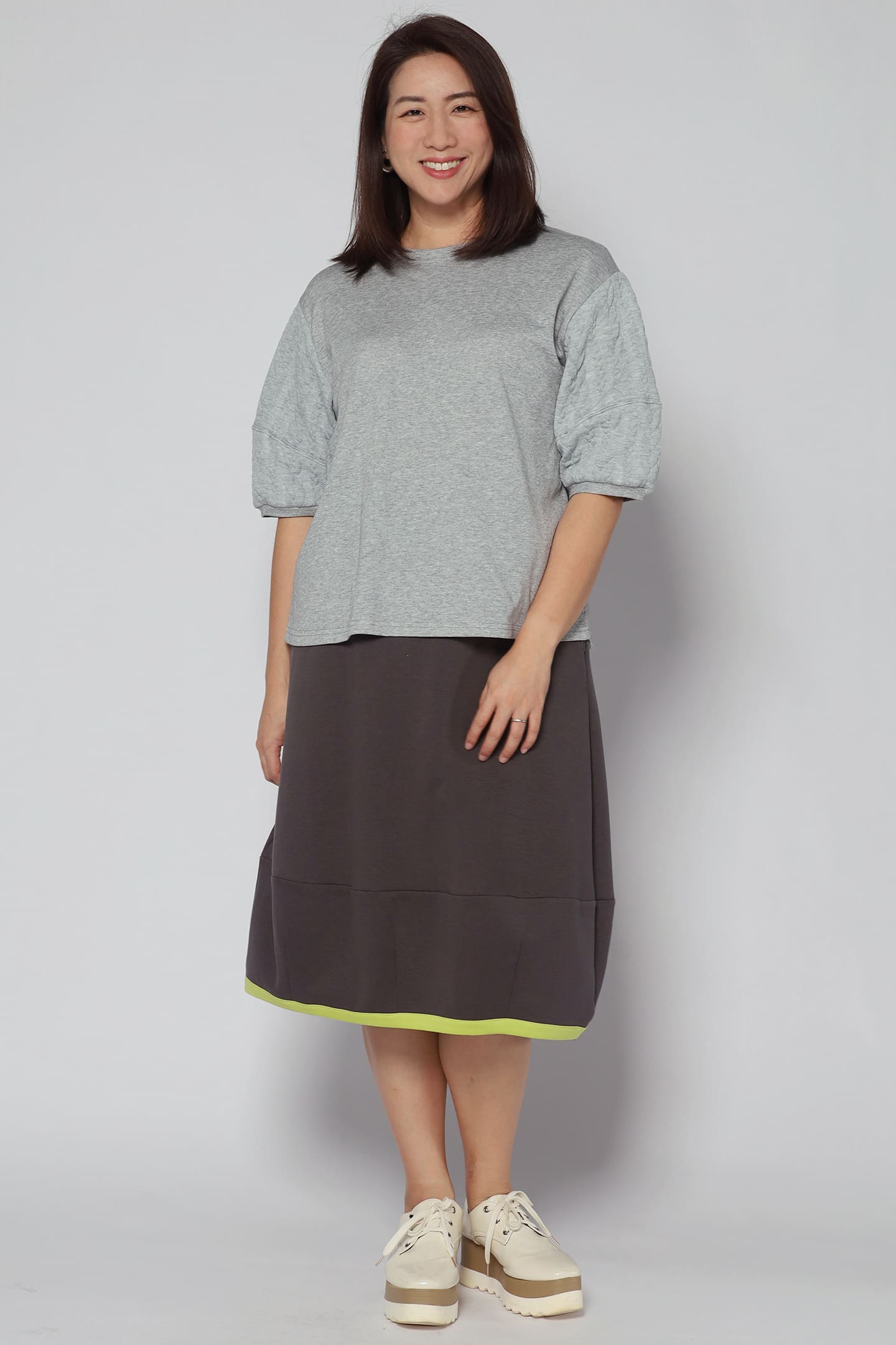 Yuan Embossed Sleeves Top in Grey