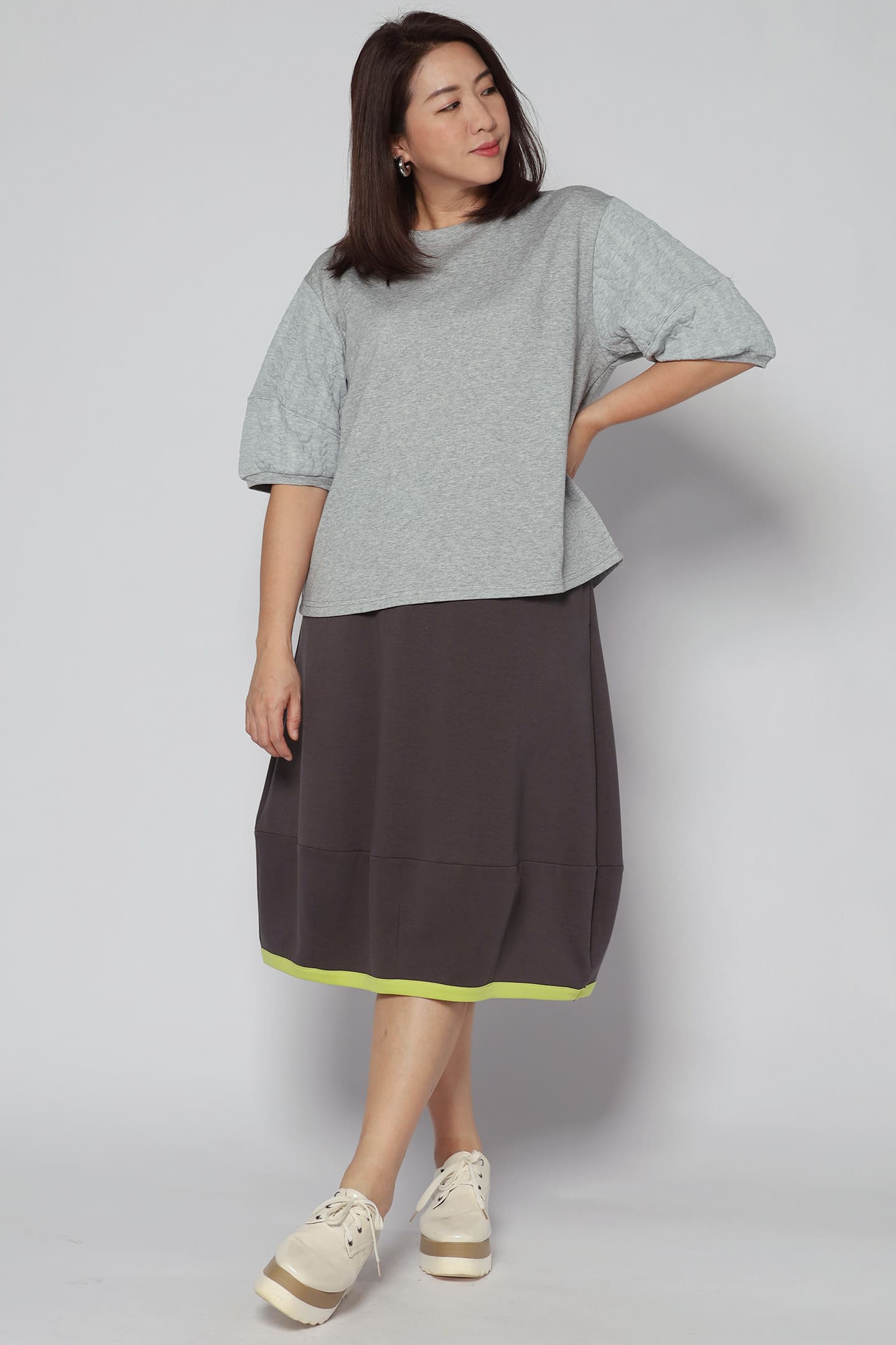 Yuan Embossed Sleeves Top in Grey