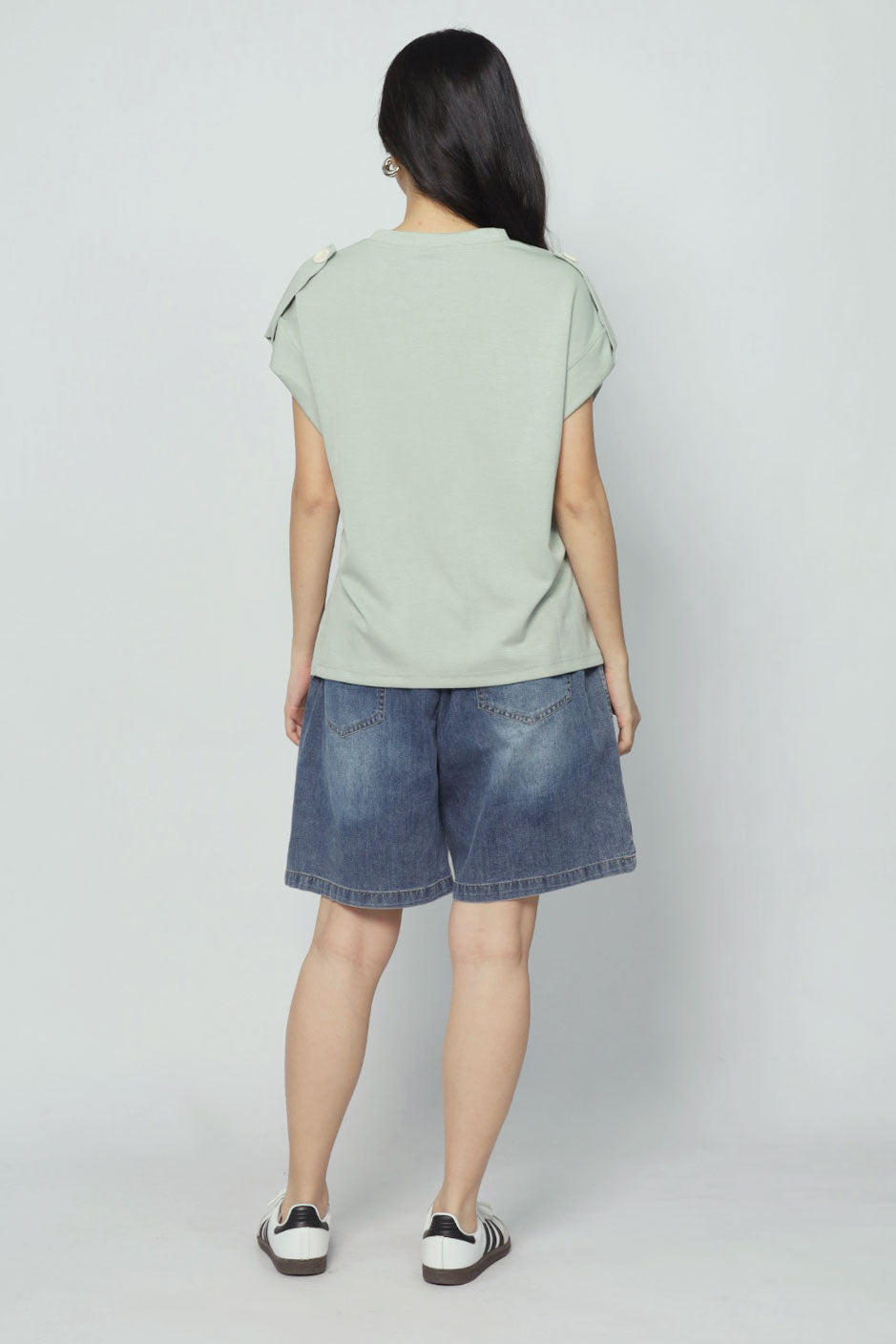 Zoanne Button Shoulder Top in Mint Green