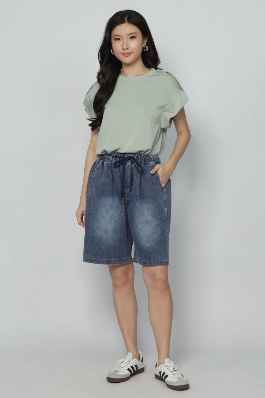 Zoanne Button Shoulder Top in Mint Green
