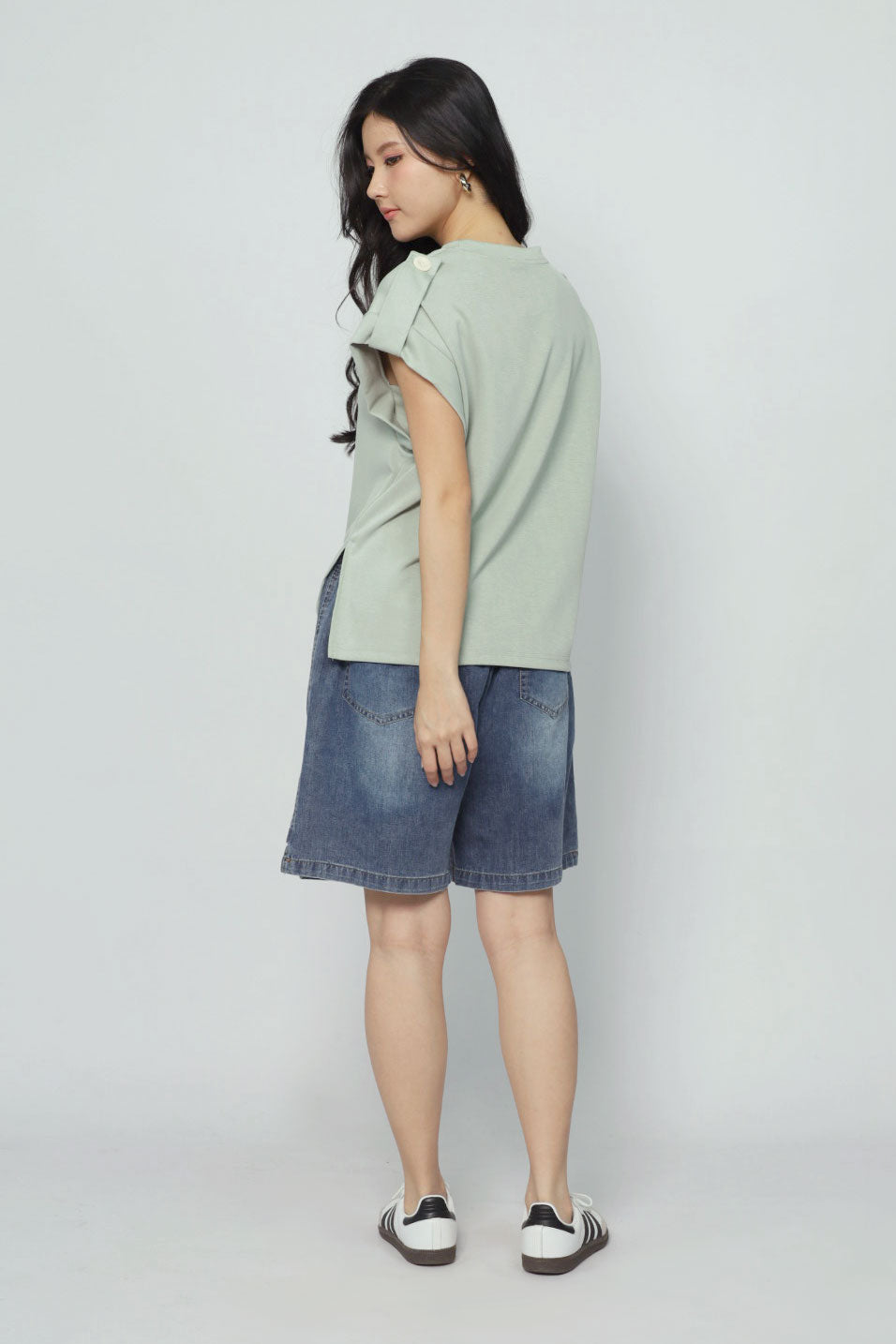 Zoanne Button Shoulder Top in Mint Green