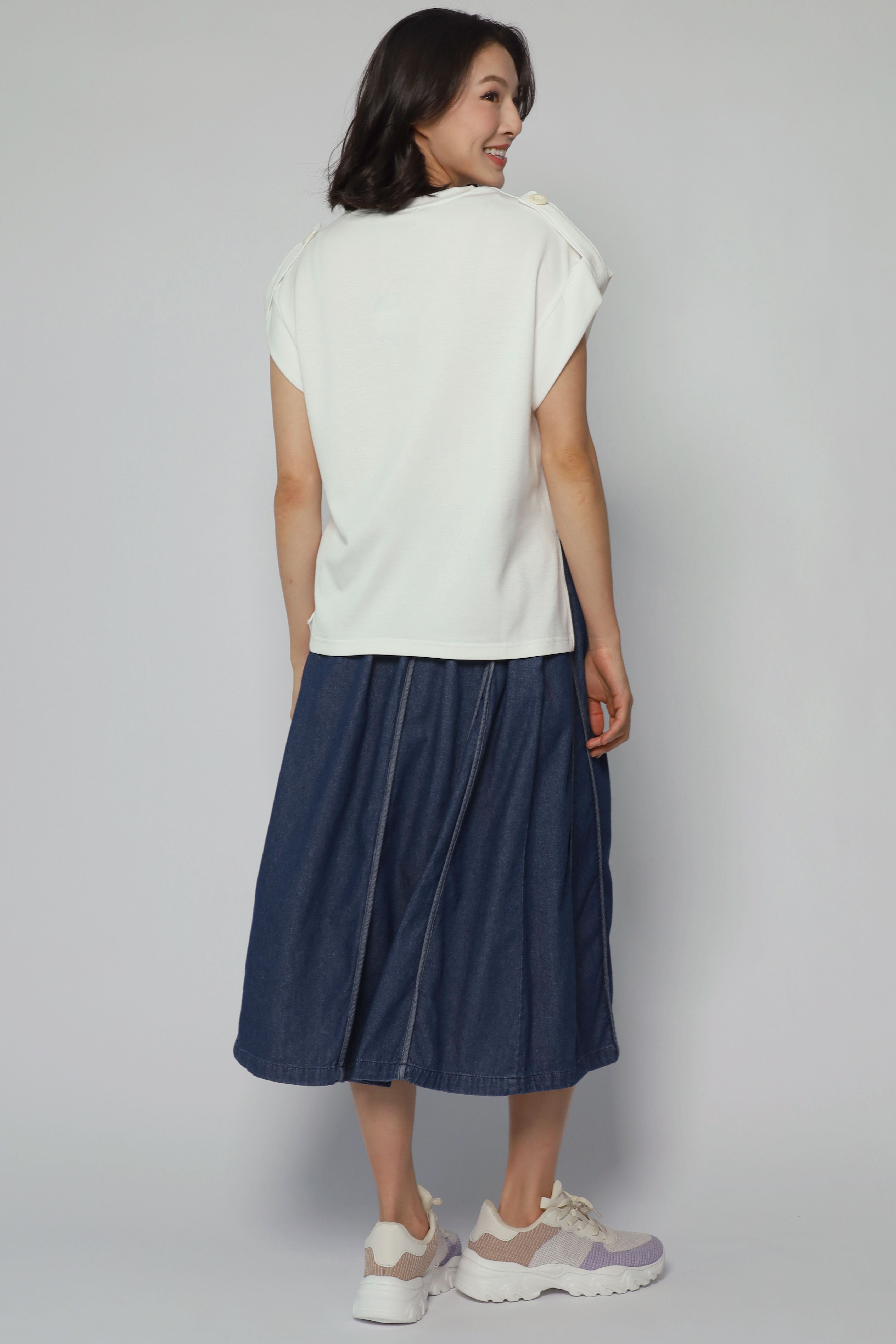 Zoanne Button Shoulder Top in White