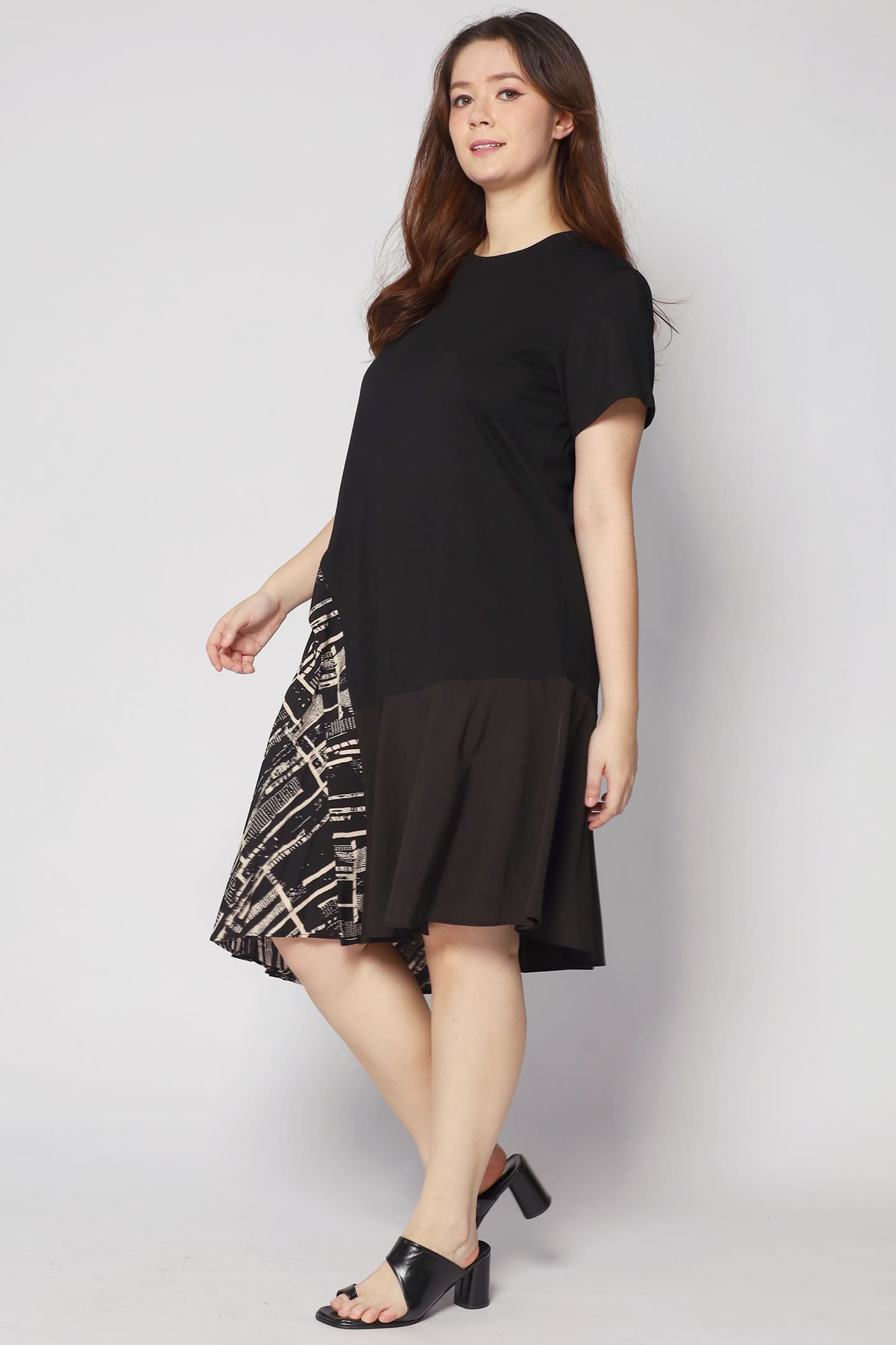 Anna Dress in Abstract Print