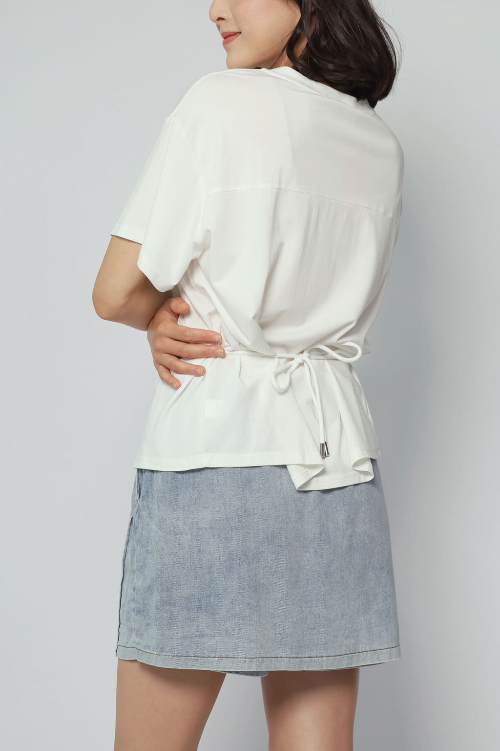 Easy By TE - Chiyo Multi Way Top in White