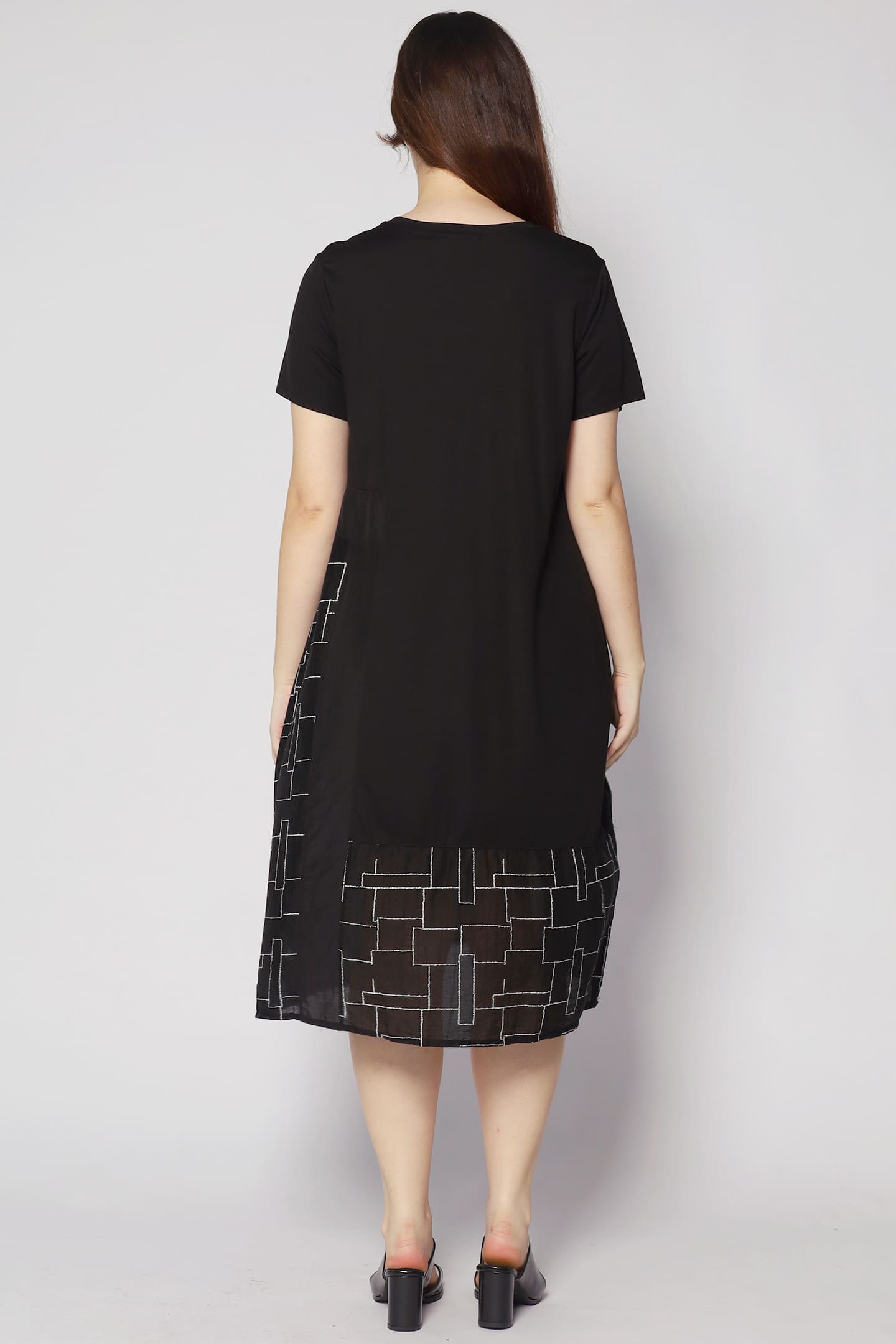Everly Squares Dress in Black