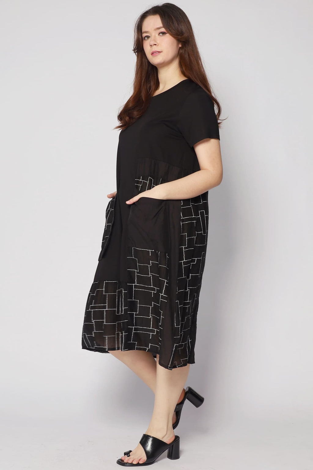 Everly Squares Dress in Black