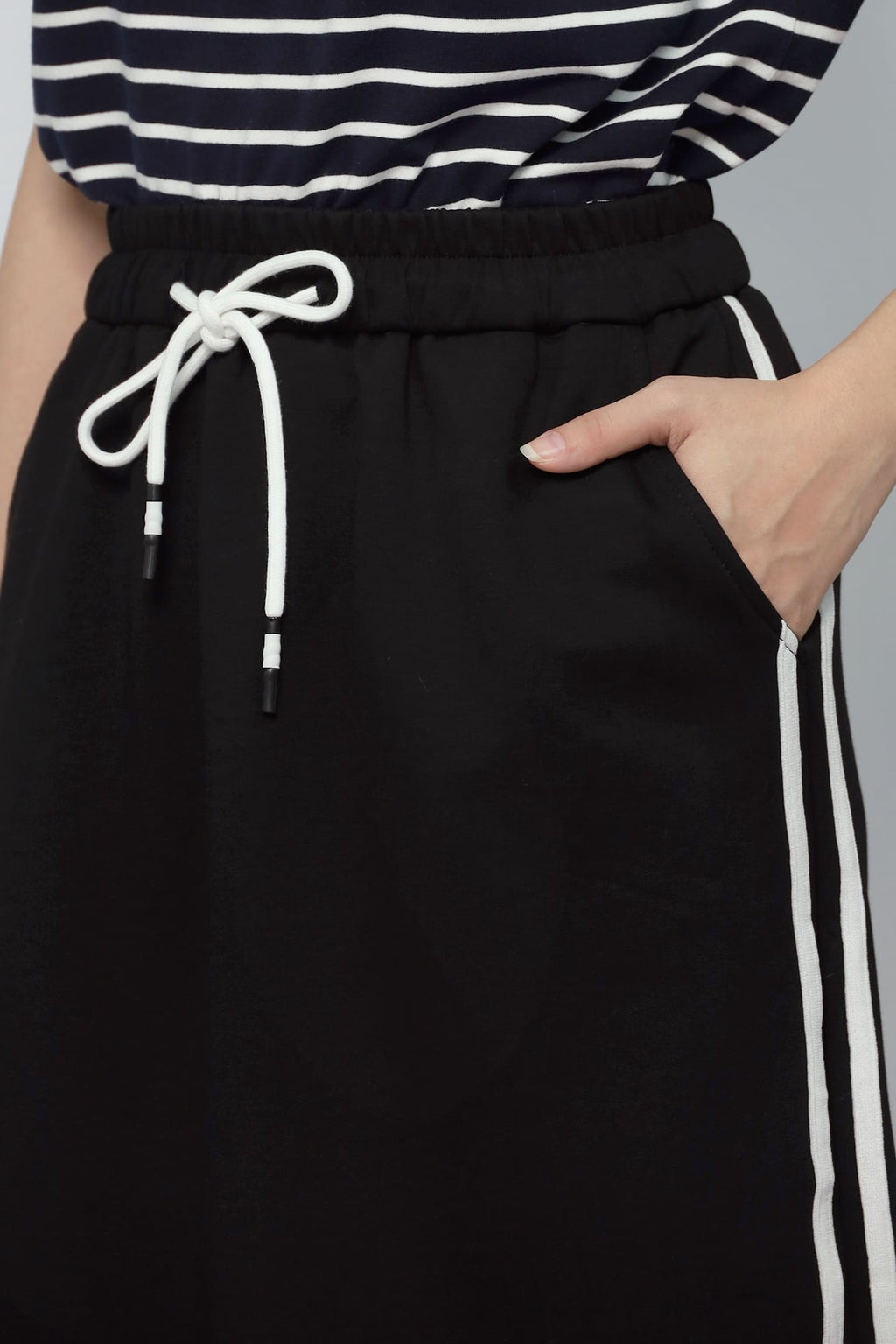 JOY - Flux Stripes Cargo Skirt in Black