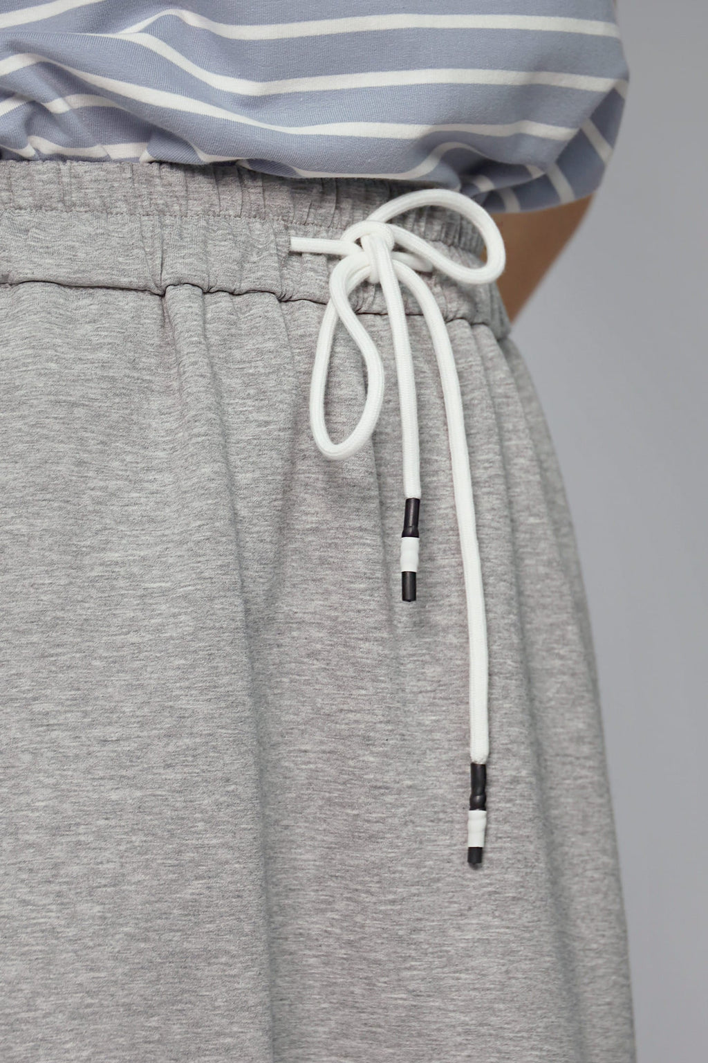 JOY - Flux Stripes Cargo Skirt in Grey