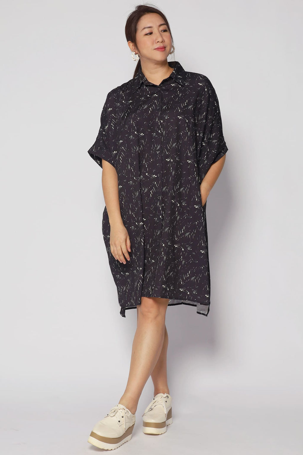 Hanhan Shirt Dress in Black Chalk