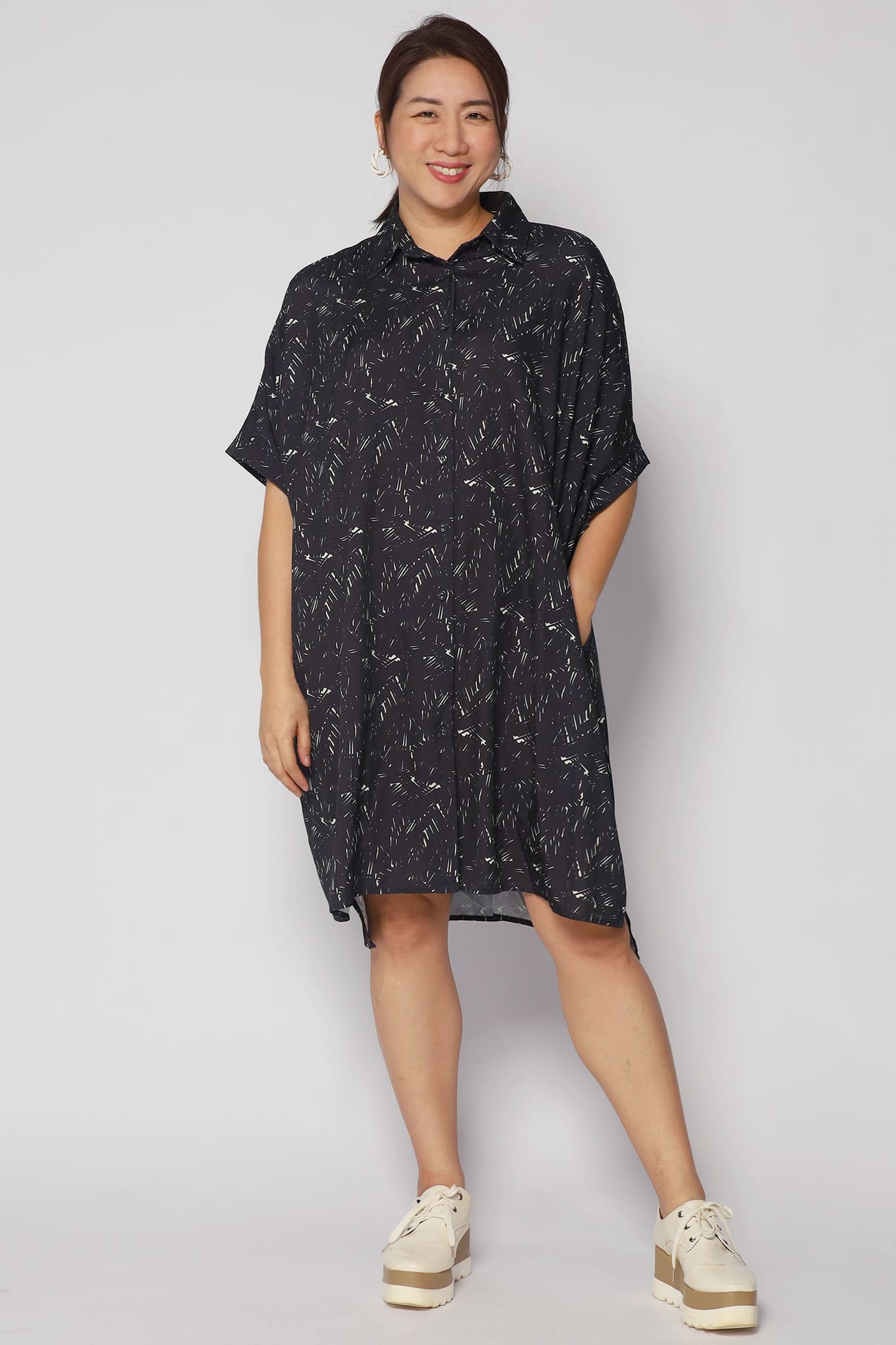 Hanhan Shirt Dress in Black Chalk
