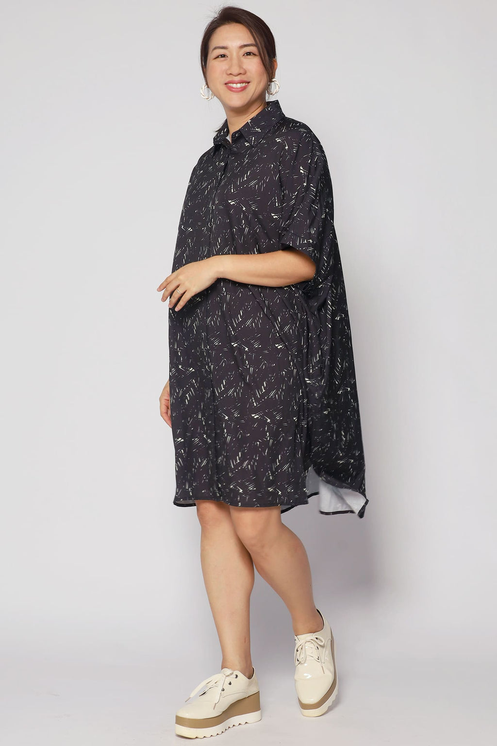 Hanhan Shirt Dress in Black Chalk
