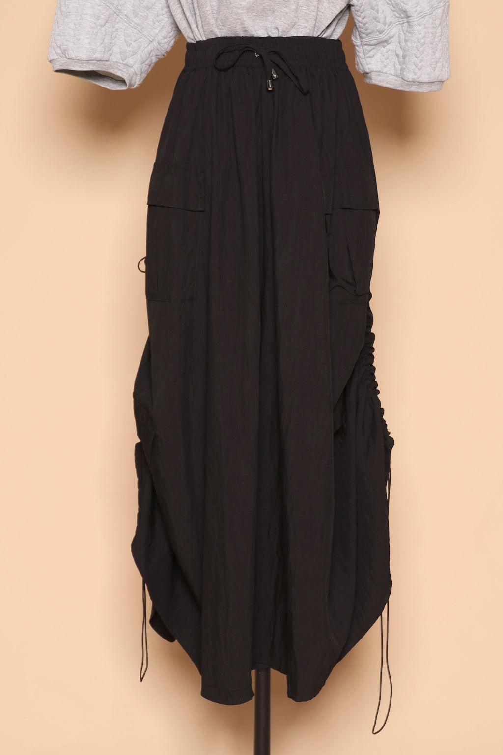 PO - Hyuna Cargo Skirt in Black