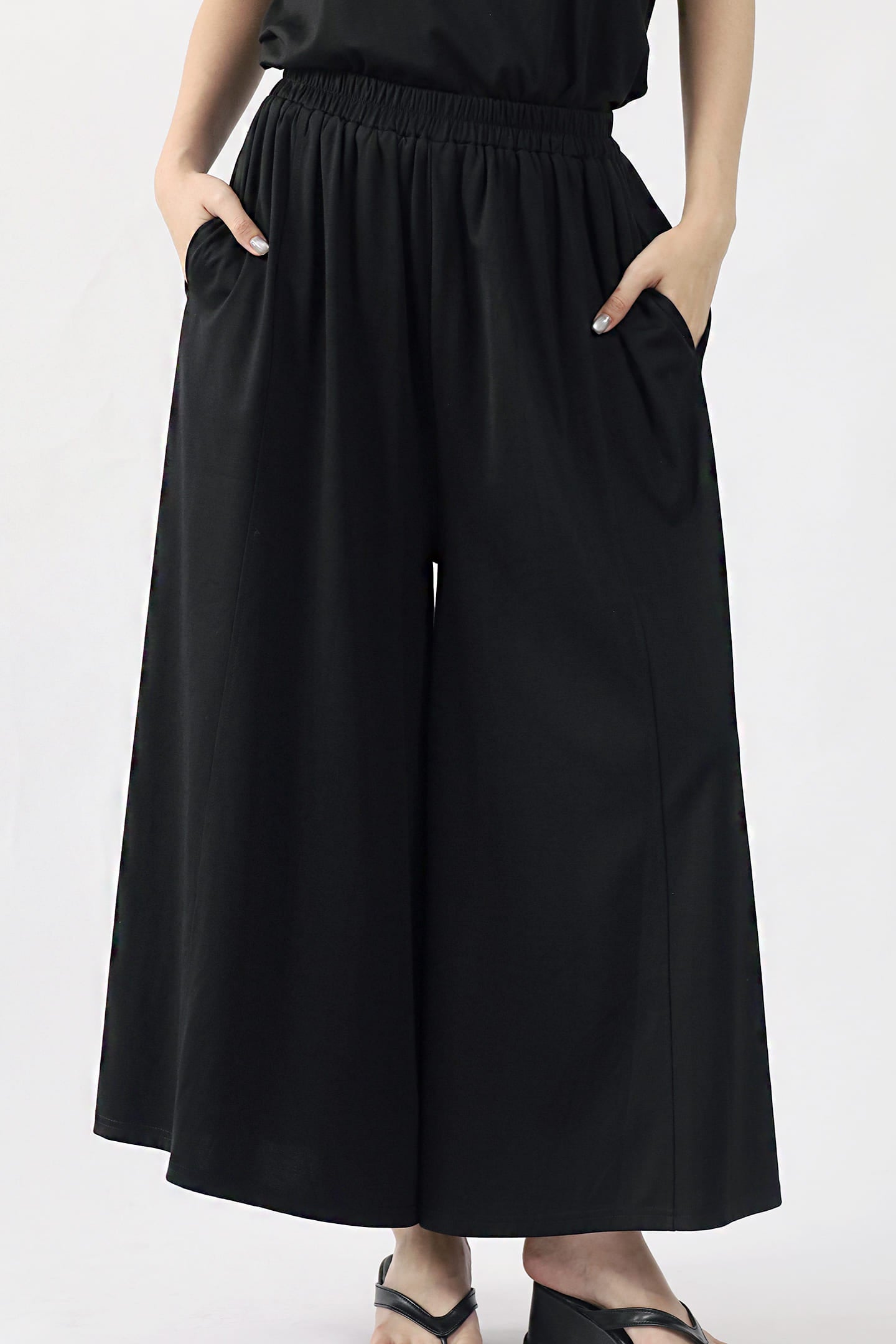 TENCEL - Downtime Wide Leg in Black