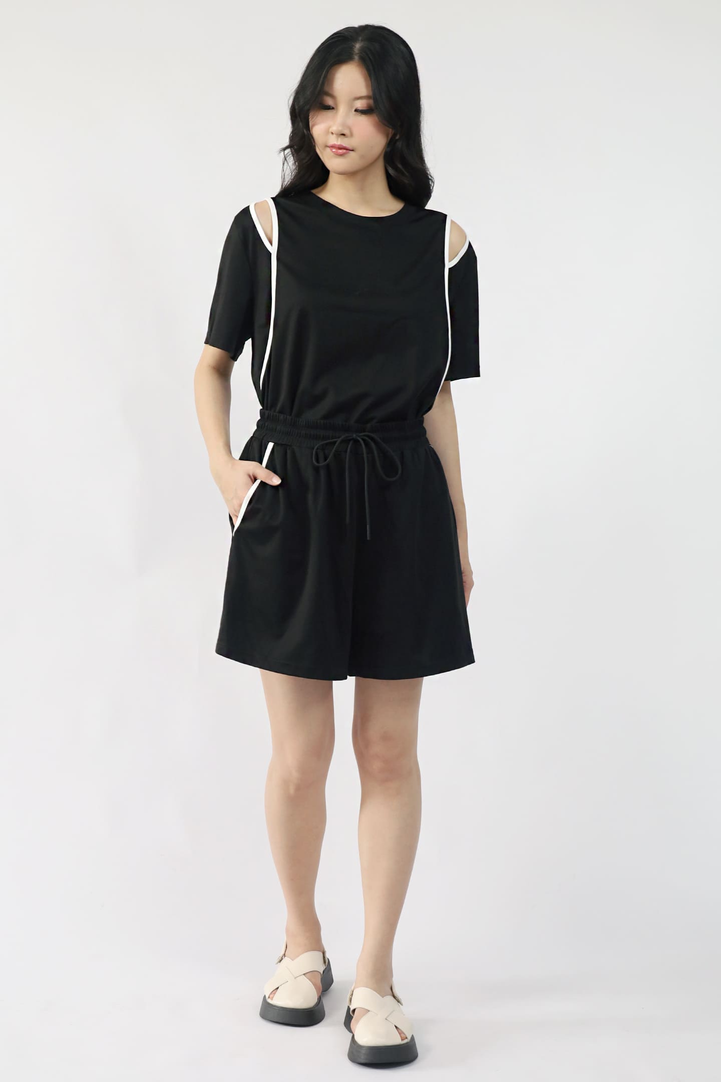 TENCEL - All Day Shorts in Black